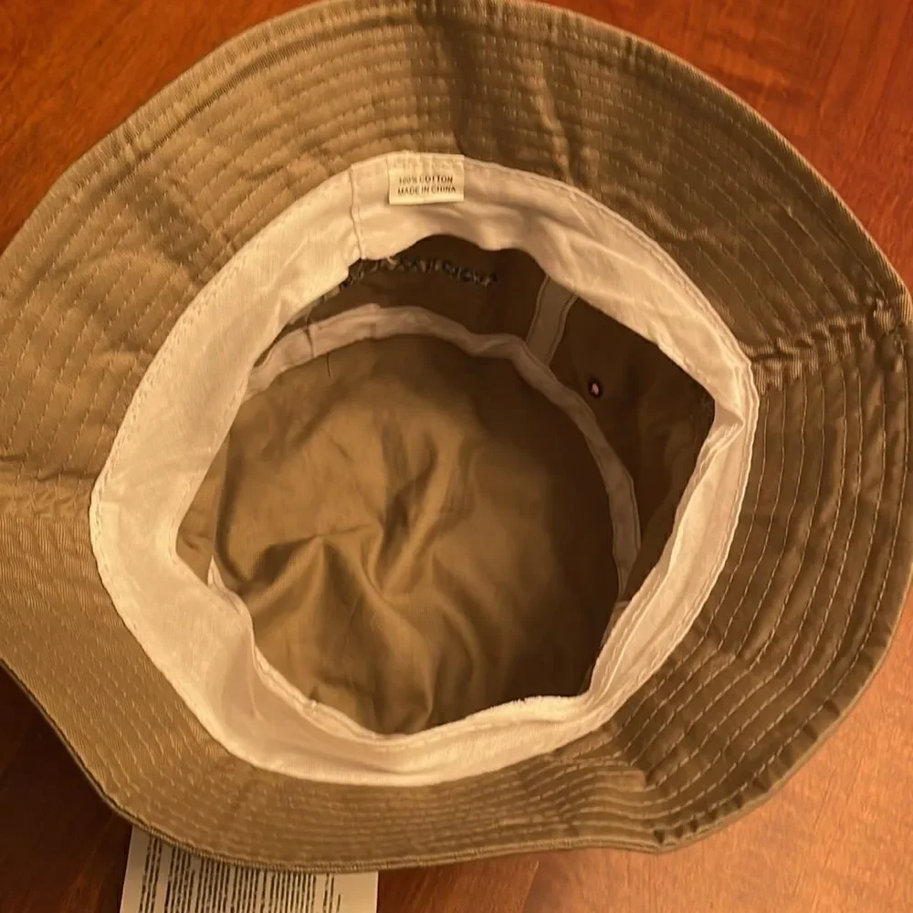 NEW Cubs Bucket Hat 